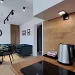 Apartment Goldenapart -apartamenty Z Dwiema Sypialniami, Basen Krynica Morska