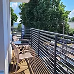 Apartment Goldenapart -apartamenty Z Dwiema Sypialniami, Basen *