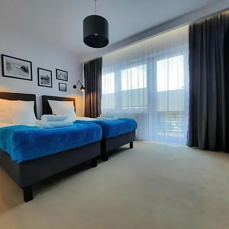 Goldenapart -apartamenty Z Dwiema Sypialniami, Basen Apartman *