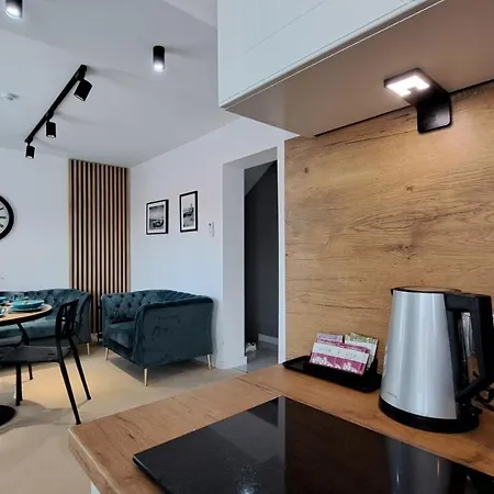 Apartman Goldenapart -apartamenty Z Dwiema Sypialniami, Basen Krynica Morska