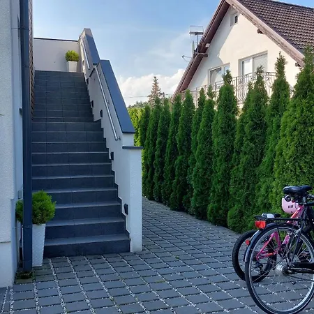 Apartman Goldenapart -apartamenty Z Dwiema Sypialniami, Basen *