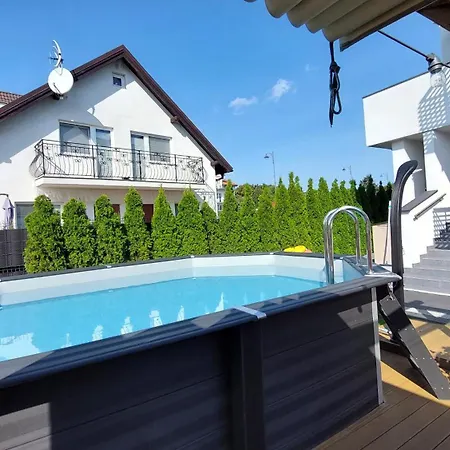 Apartamento Goldenapart Apartamenty 2-Sypialniowe - Basen & Taras- Kameralny Klimat