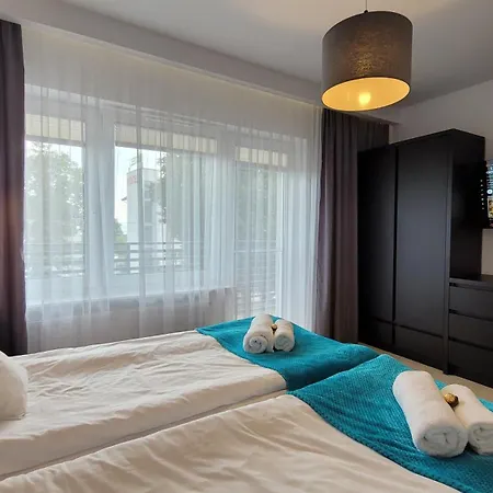 Goldenapart -apartamenty Z Dwiema Sypialniami, Basen