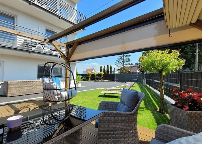 Goldenapart -apartamenty Z Dwiema Sypialniami, Basen * 库瑞尼卡慕斯卡