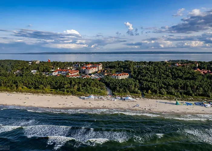 Goldenapart -apartamenty Z Dwiema Sypialniami, Basen 公寓 *