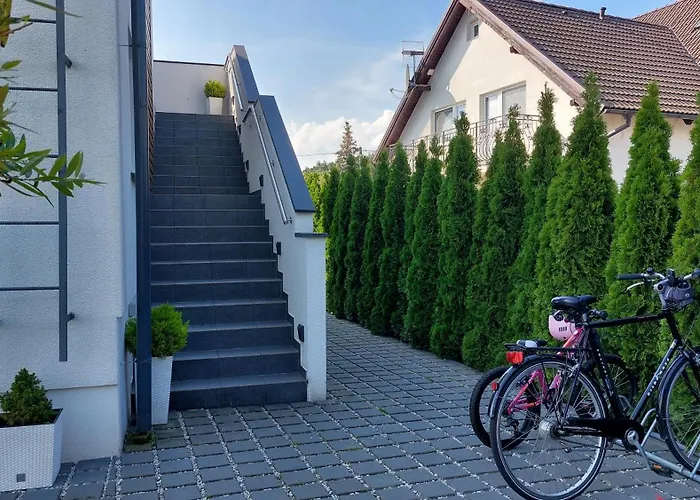 公寓 Goldenapart -apartamenty Z Dwiema Sypialniami, Basen *