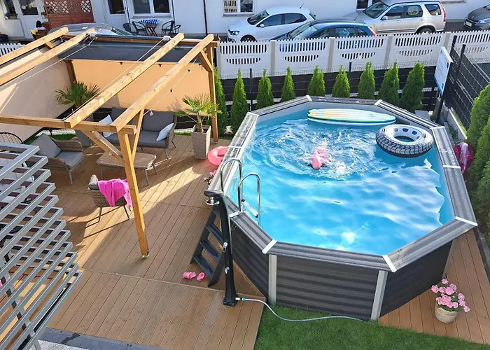 公寓 Goldenapart -apartamenty Z Dwiema Sypialniami, Basen