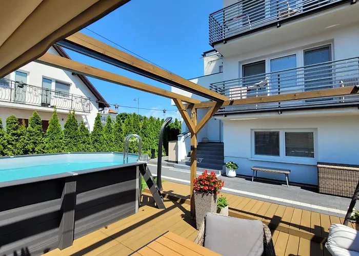 Goldenapart -apartamenty Z Dwiema Sypialniami, Basen 公寓