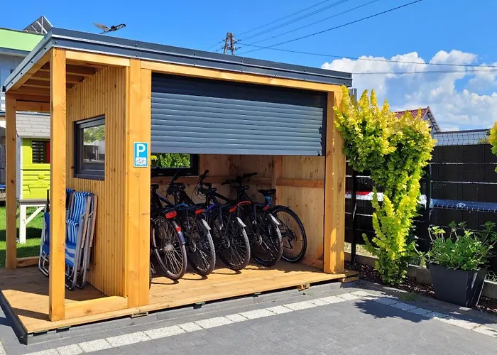 Goldenapart -apartamenty Z Dwiema Sypialniami, Basen 公寓 *